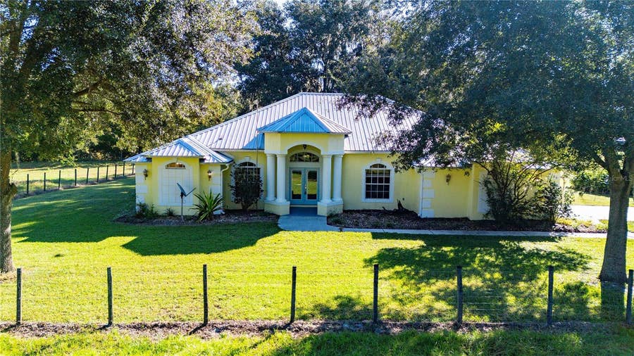 Property photo for 4389 CR 317B, Bushnell, FL