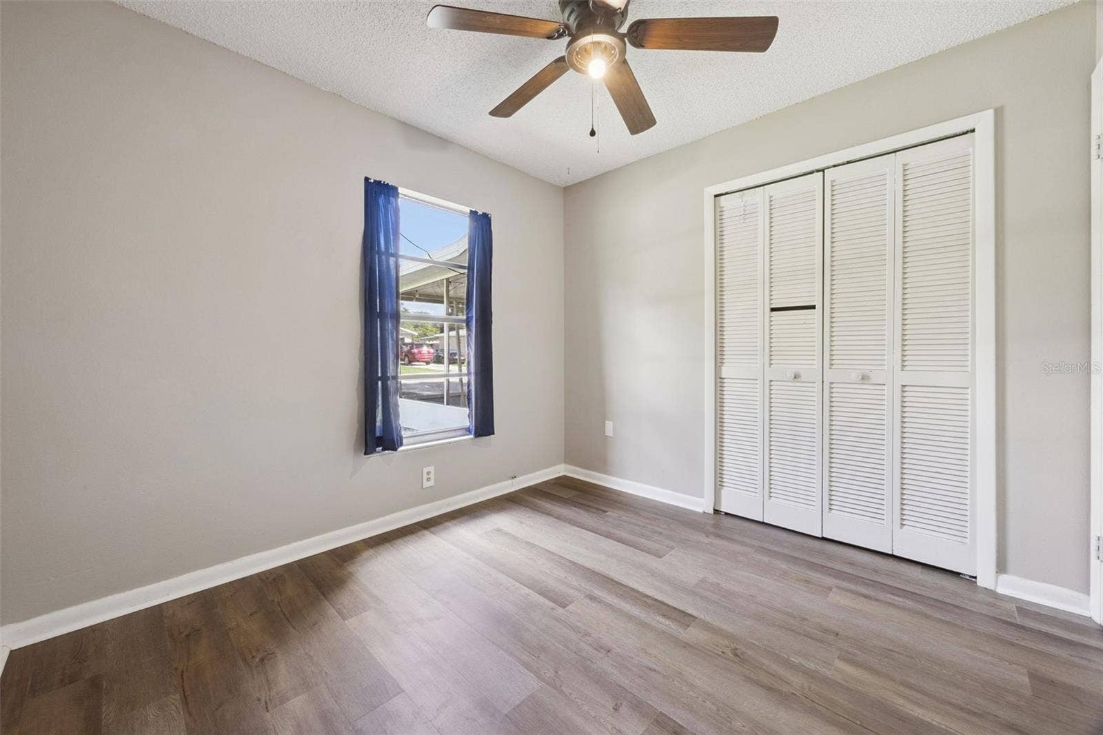 416 WINNERS CIRCLE, Lady Lake, FL 32159 3rd Bedroom - 9.8 X 8.!!