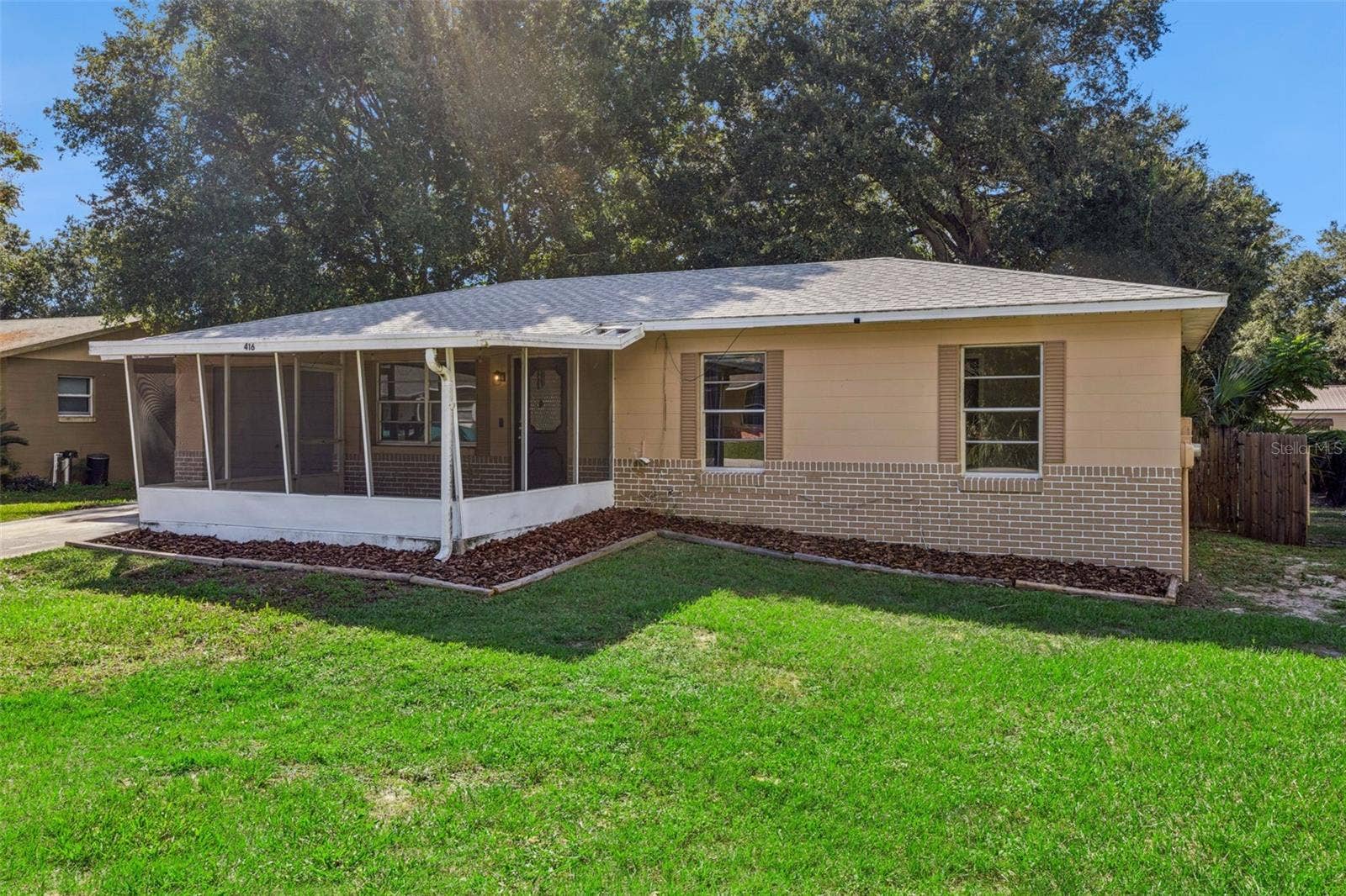 416 WINNERS CIRCLE, Lady Lake, FL 32159 Welcome Home!