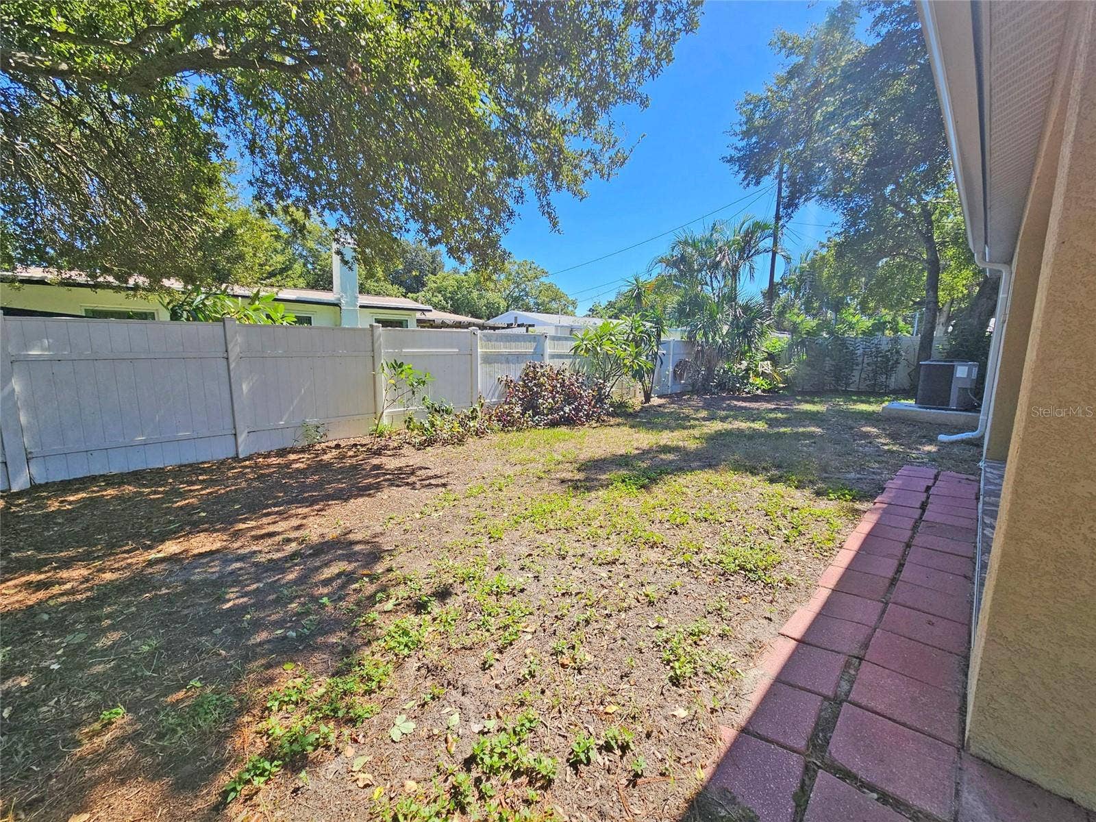 12141 137TH STREET N, Largo, FL 33774 12141 137TH STREET N, Largo, FL 33774