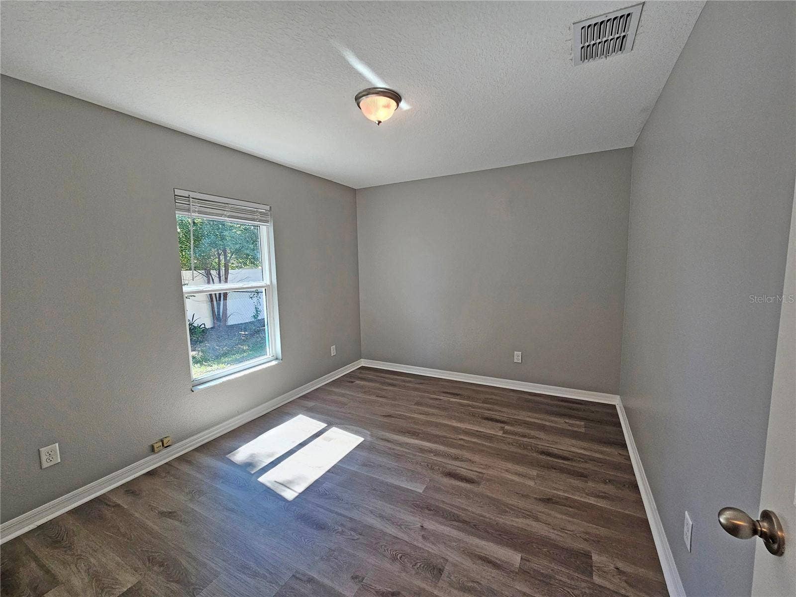 12141 137TH STREET N, Largo, FL 33774 12141 137TH STREET N, Largo, FL 33774