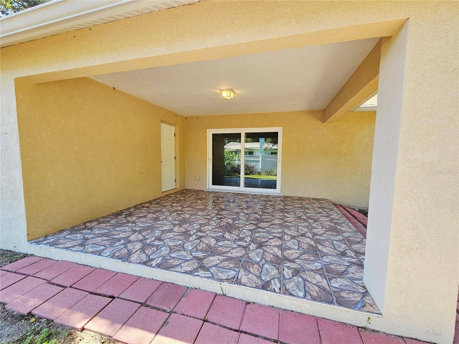 12141 137TH STREET N, Largo, FL 33774 12141 137TH STREET N, Largo, FL 33774