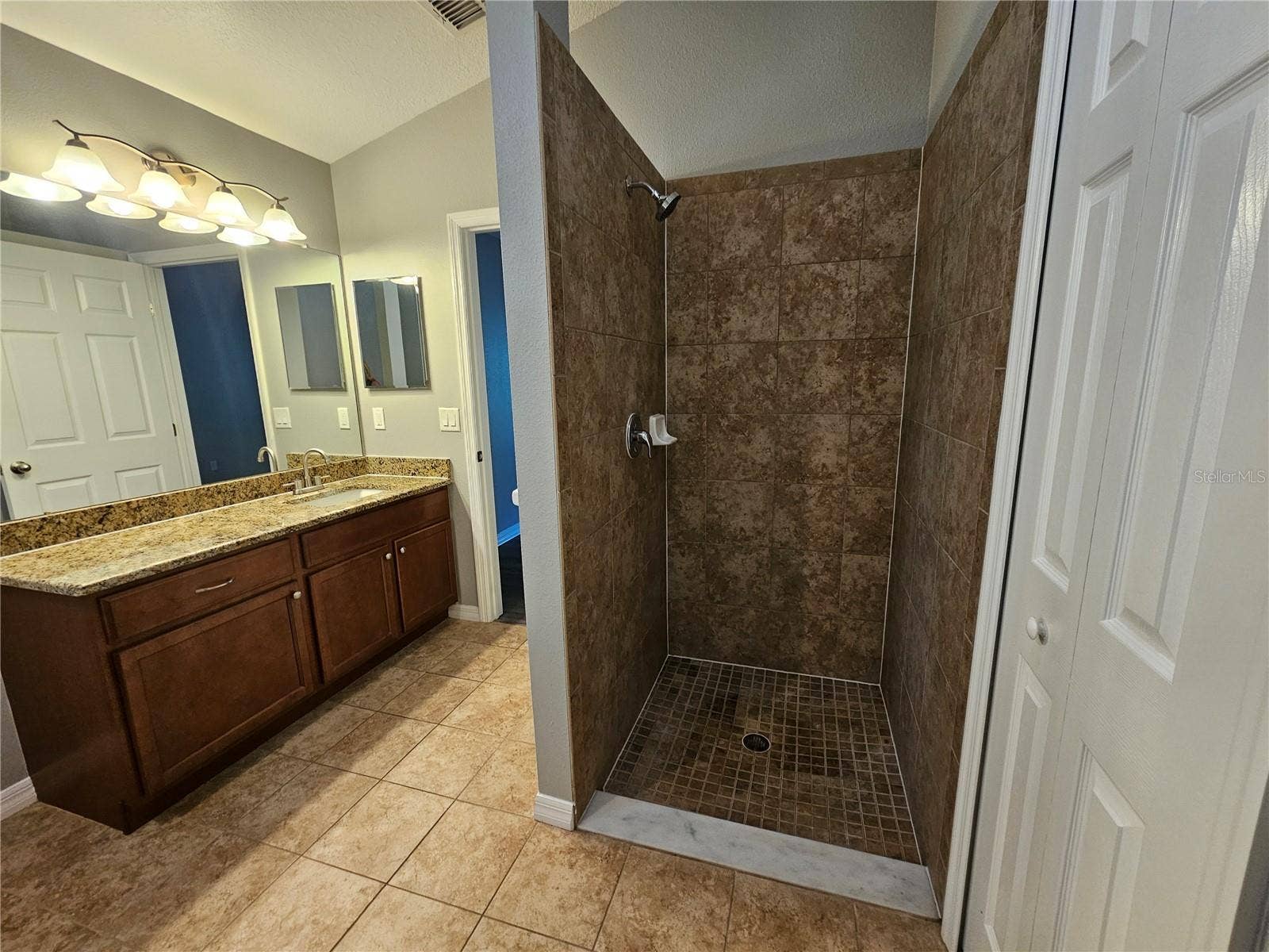 12141 137TH STREET N, Largo, FL 33774 12141 137TH STREET N, Largo, FL 33774
