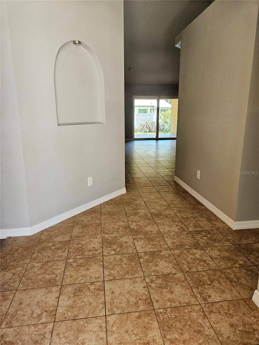 12141 137TH STREET N, Largo, FL 33774 12141 137TH STREET N, Largo, FL 33774