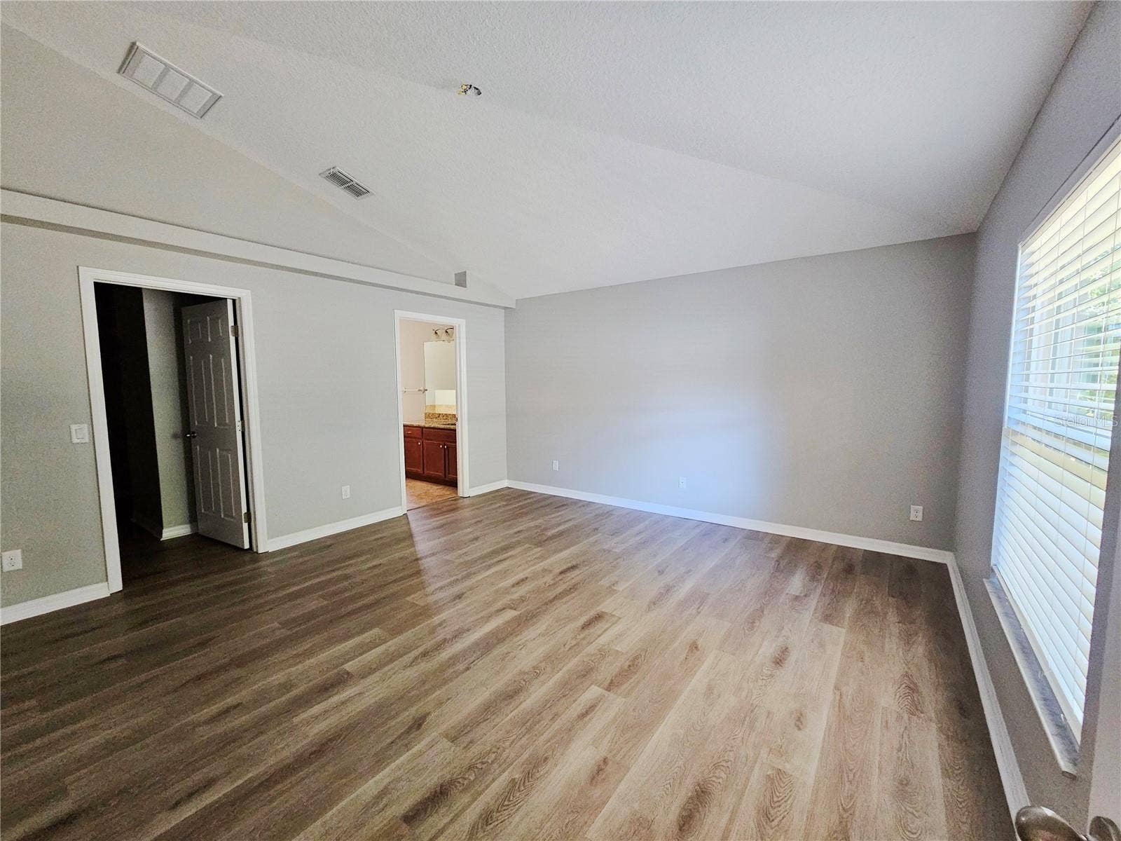 12141 137TH STREET N, Largo, FL 33774 12141 137TH STREET N, Largo, FL 33774
