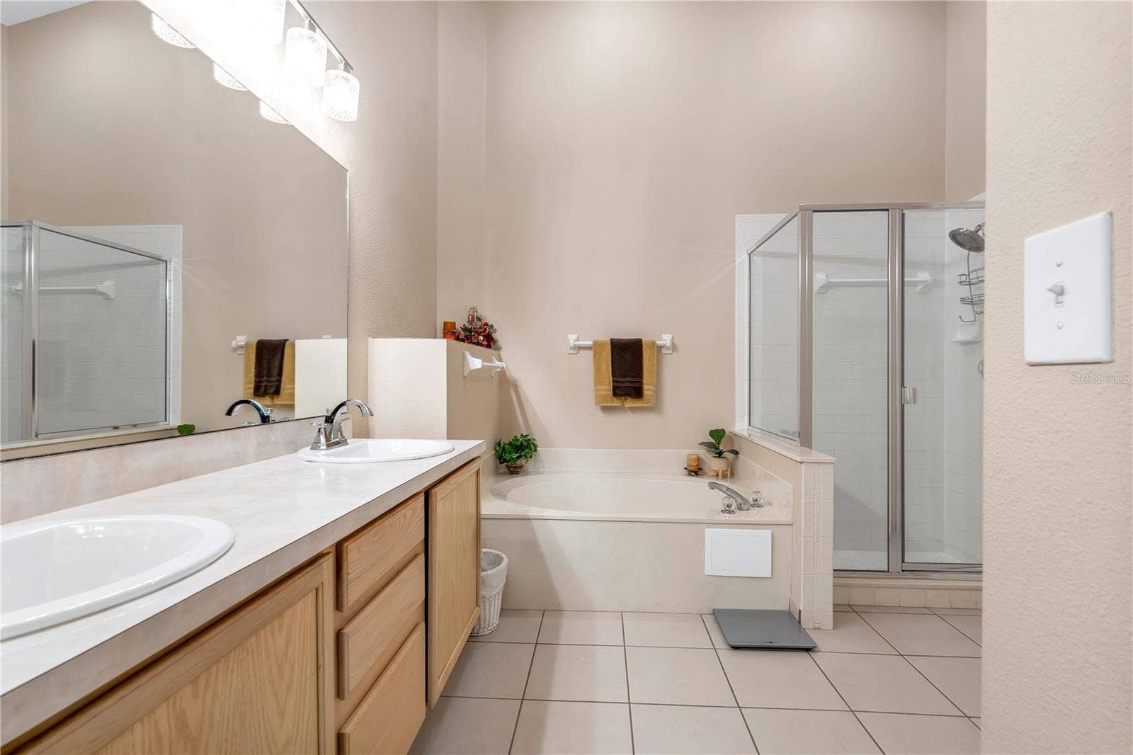 1248 WOODFIELD OAKS DRIVE, Apopka, FL 32703 Primary Bathroom