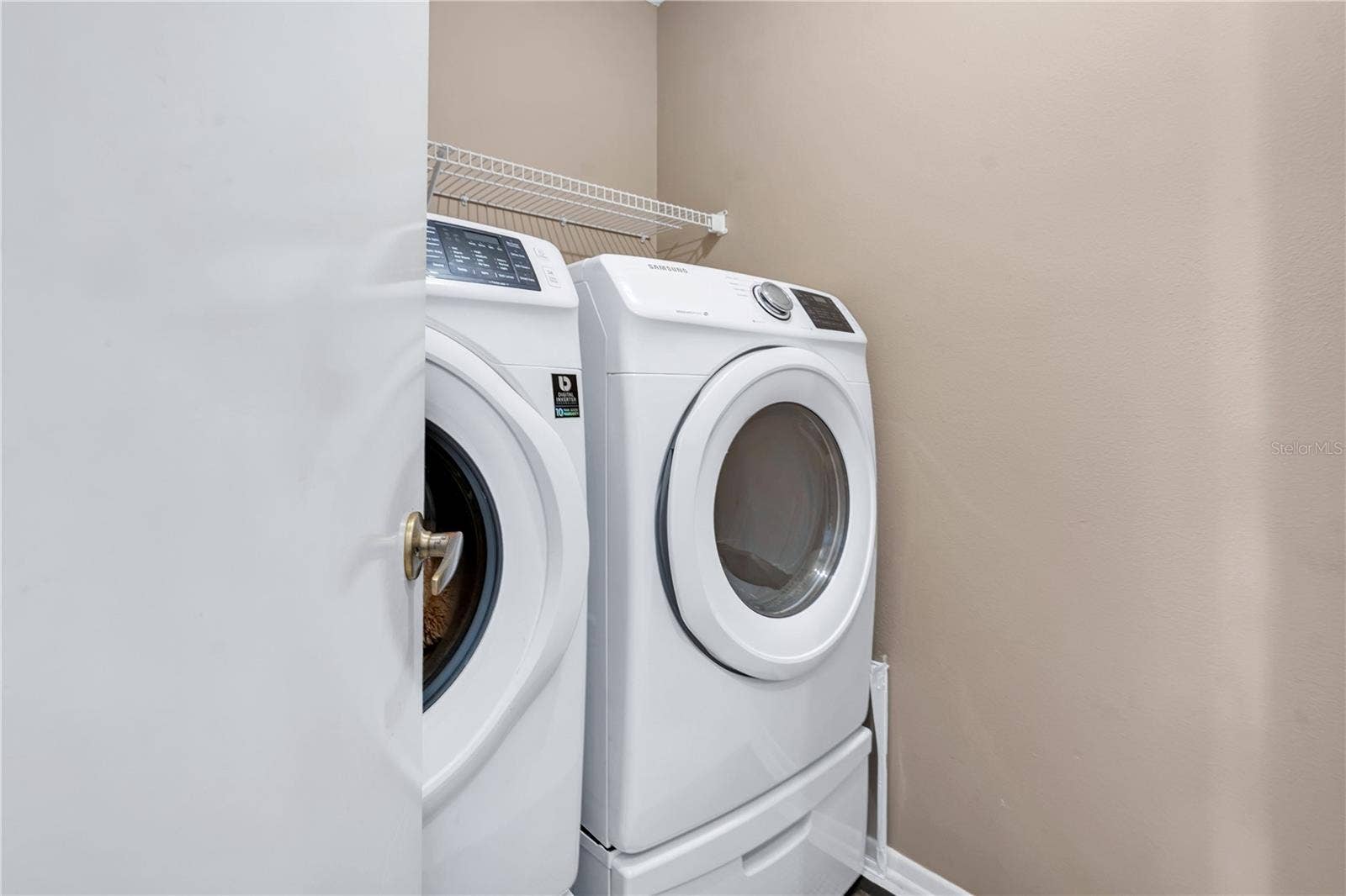 1248 WOODFIELD OAKS DRIVE, Apopka, FL 32703 Laundry Room