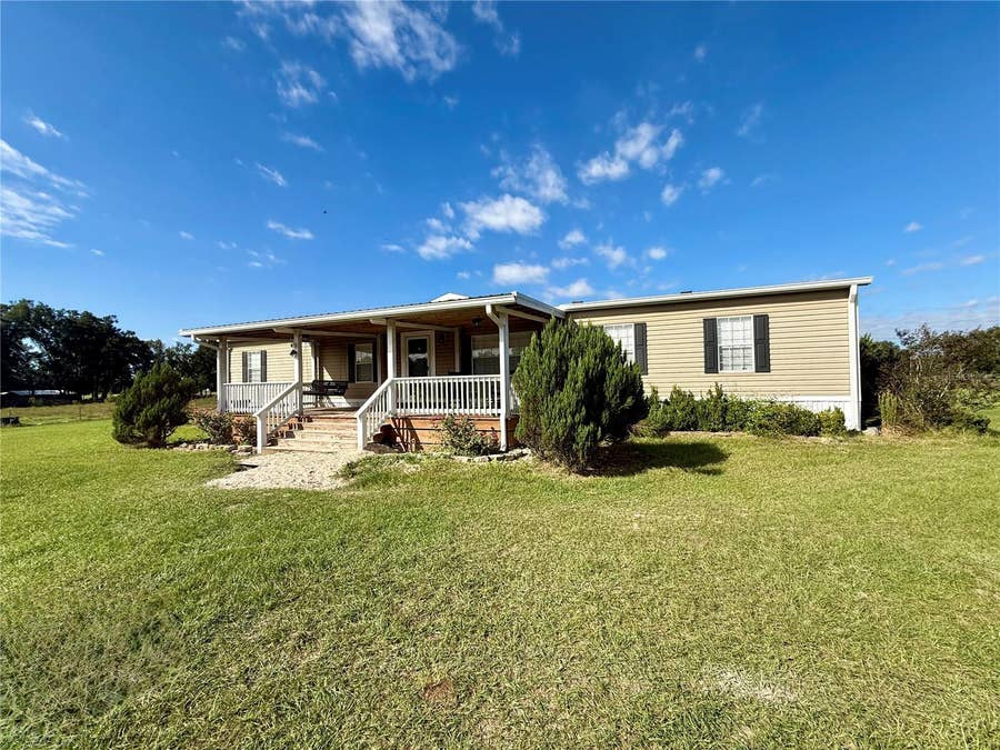 Property photo for 23667 81ST ROAD, O'brien, FL