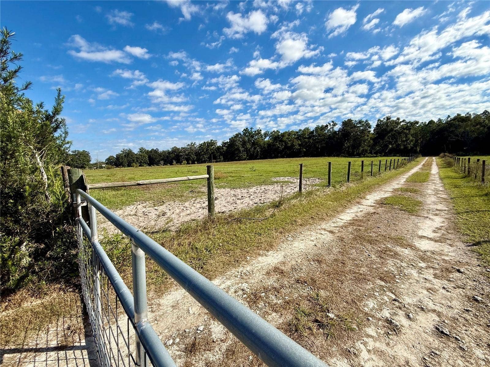 23667 81ST ROAD, O'brien, FL 32071 23667 81ST ROAD, O'brien, FL 32071