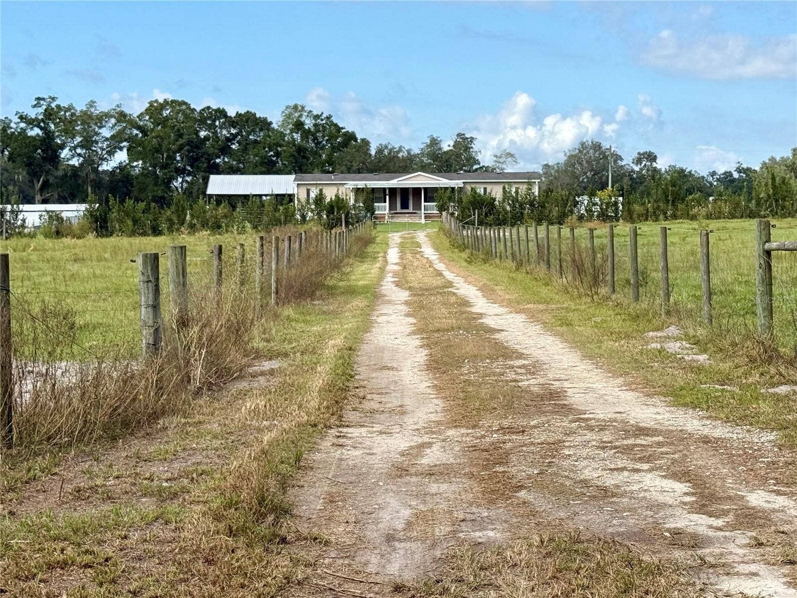 23667 81ST ROAD, O'brien, FL 32071 23667 81ST ROAD, O'brien, FL 32071