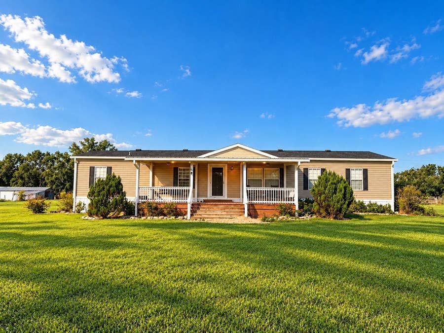 Property photo for 23667 81ST ROAD, O'brien, FL