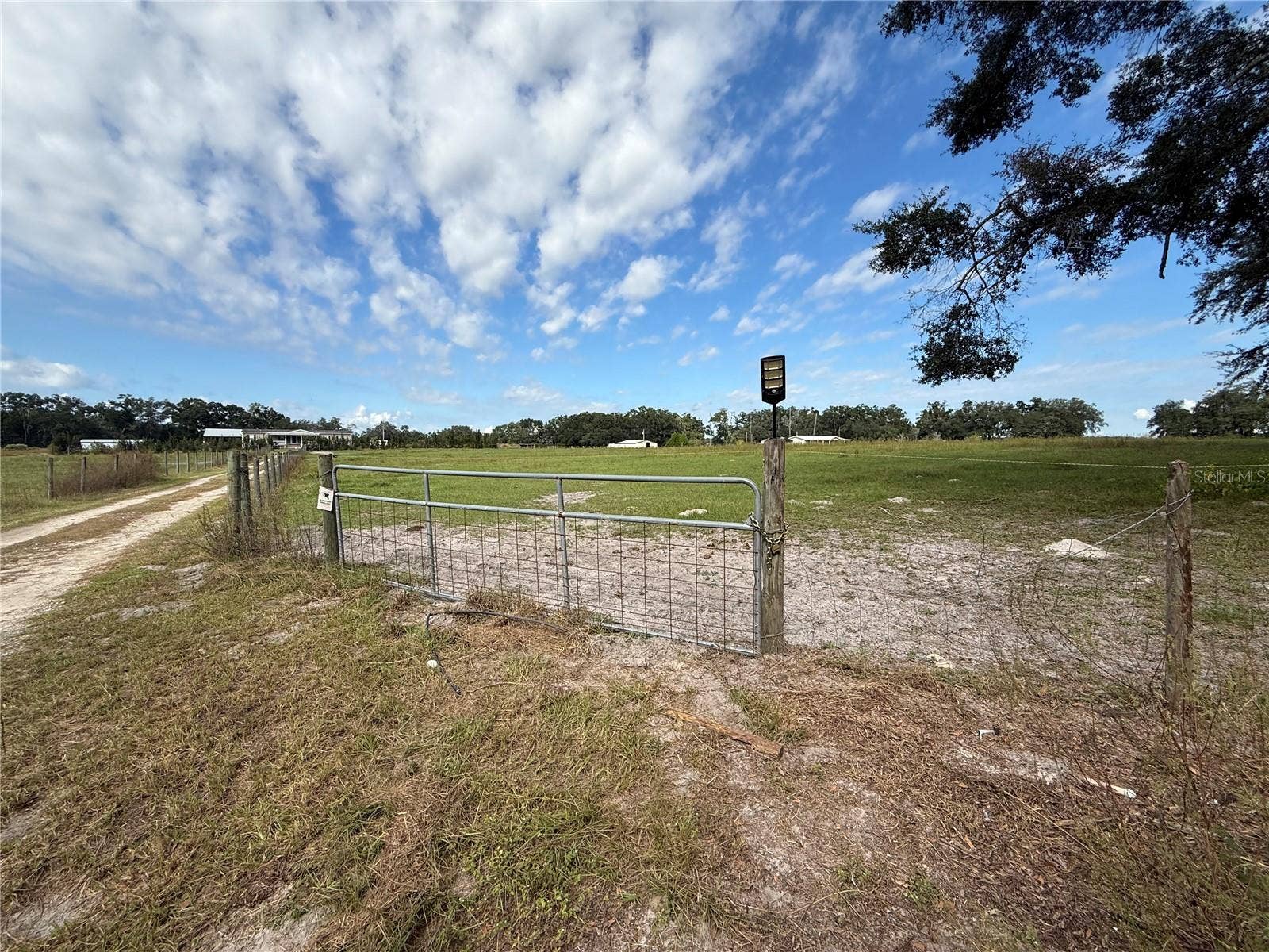 23667 81ST ROAD, O'brien, FL 32071 23667 81ST ROAD, O'brien, FL 32071