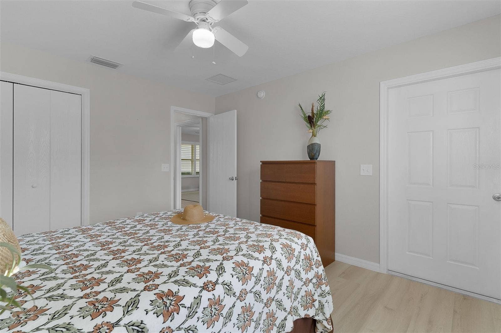 280 KNOLL PLACE, The Villages, FL 32162