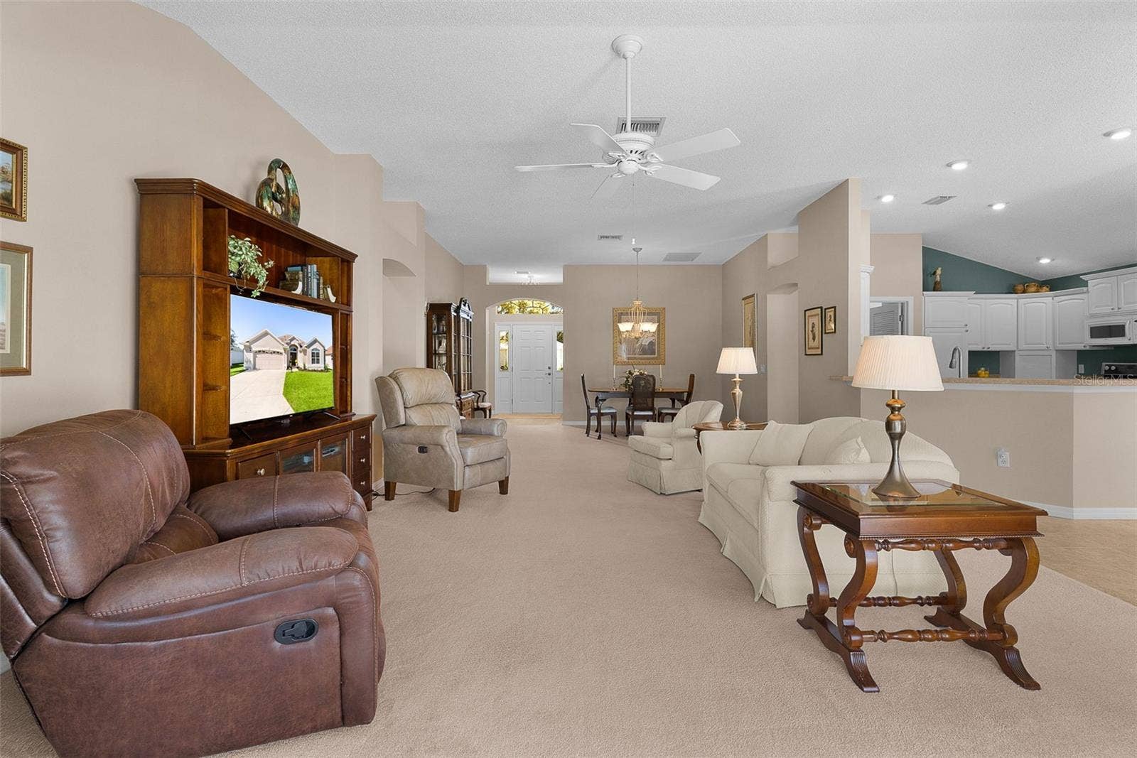 2908 MANOR DOWNS, The Villages, FL 32162 2908 MANOR DOWNS, The Villages, FL 32162