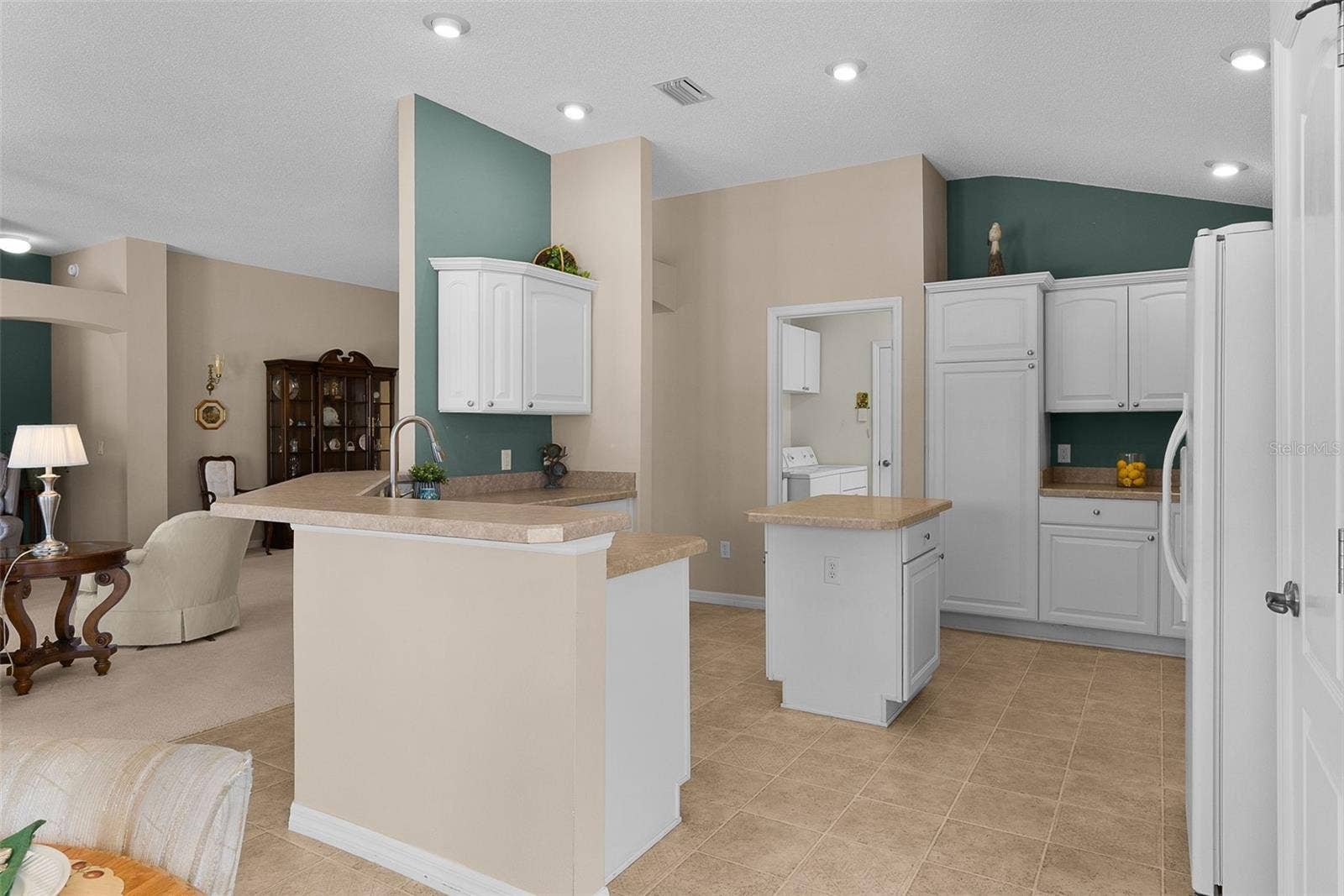 2908 MANOR DOWNS, The Villages, FL 32162 2908 MANOR DOWNS, The Villages, FL 32162
