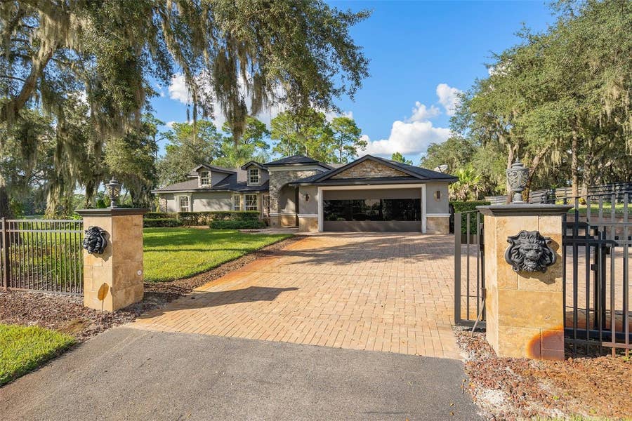 Property photo for 39250 FOREST DRIVE, Eustis, FL