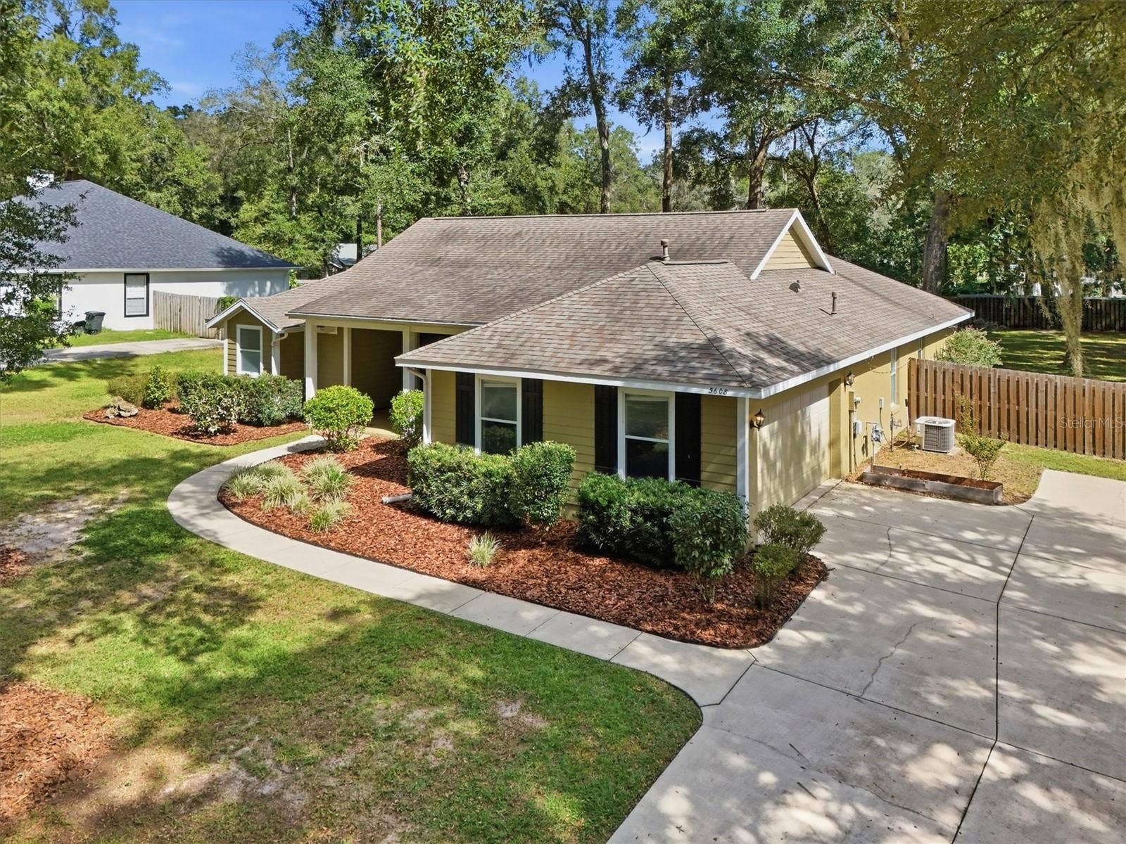 5608 SE 44TH CIRCLE, Ocala, FL 34480