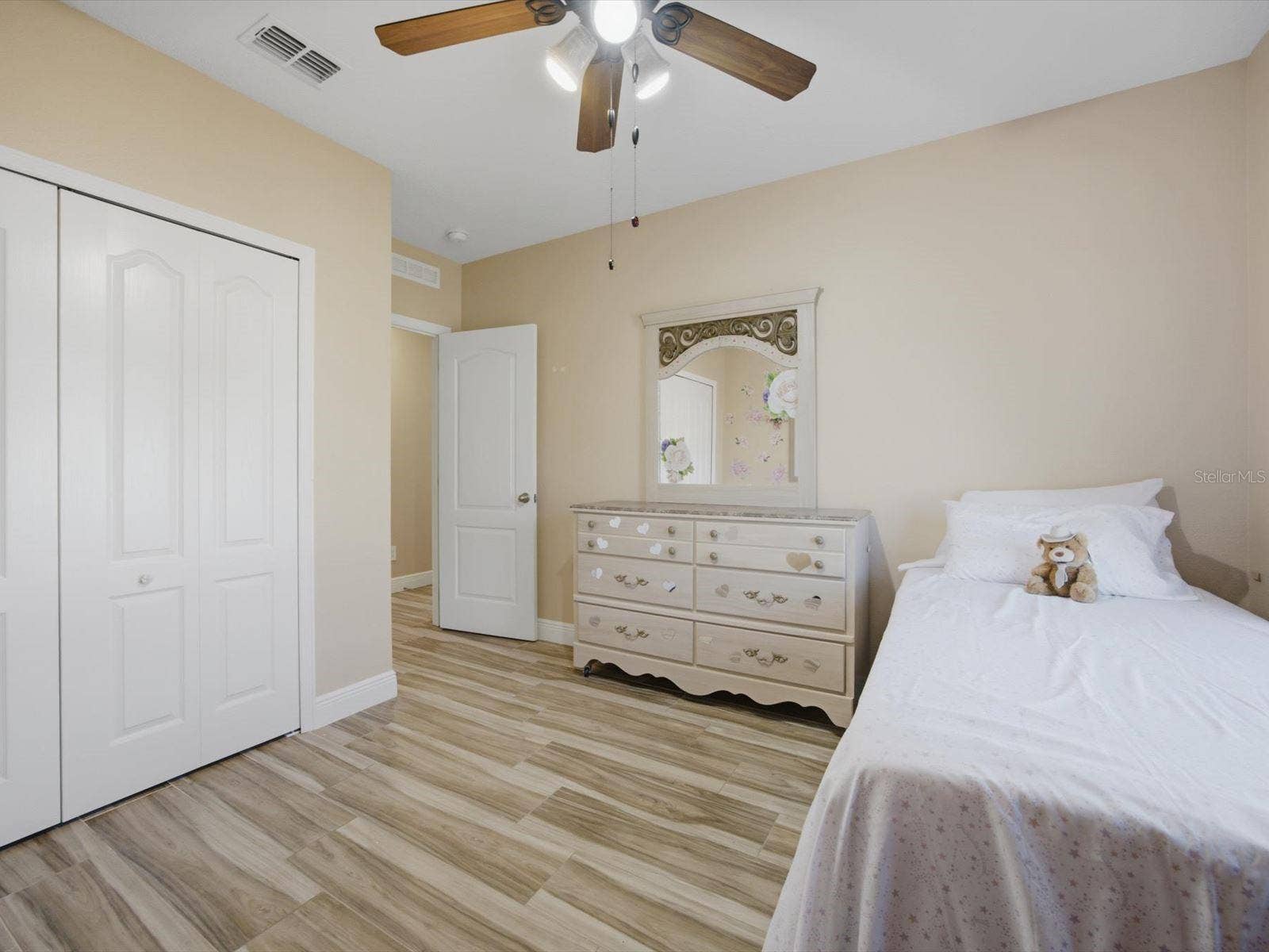 1707 HOOFPRINT COURT, Fruitland Park, FL 34731
