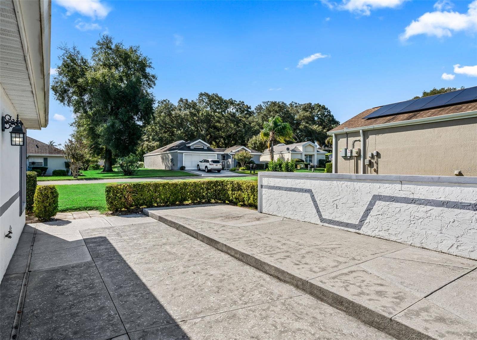 17864 SE 115TH COURT, Summerfield, FL 34491 back patio