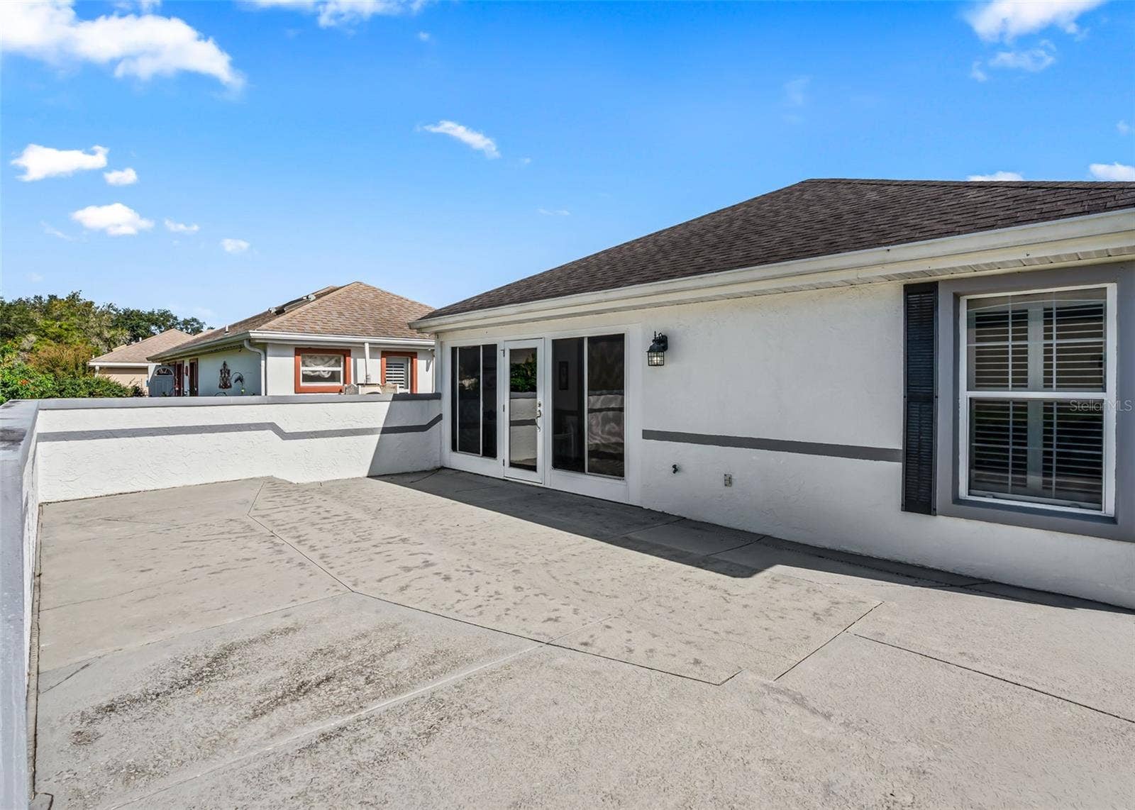 17864 SE 115TH COURT, Summerfield, FL 34491 Concrete block and stucco home.