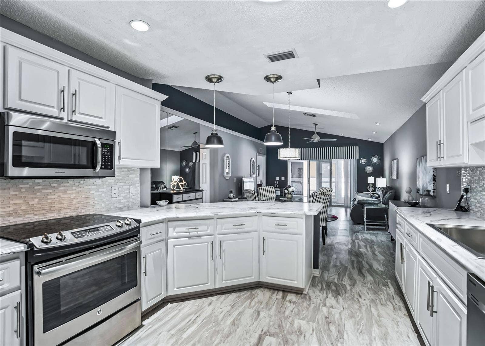 17864 SE 115TH COURT, Summerfield, FL 34491 17864 SE 115TH COURT, Summerfield, FL 34491