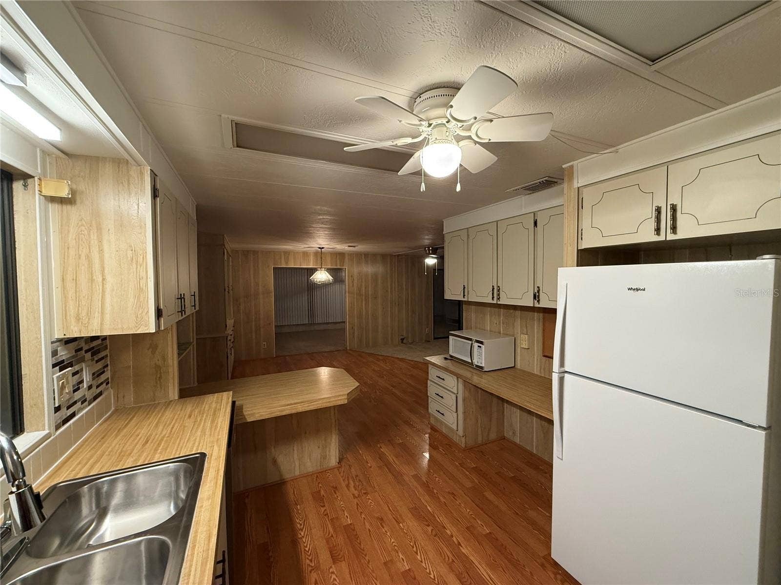 42 ROBIN ROAD, Wildwood, FL 34785 42 ROBIN ROAD, Wildwood, FL 34785