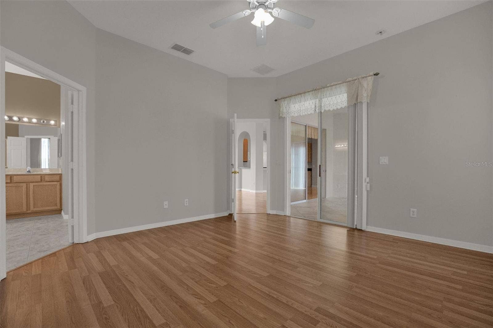17648 SE 119TH AVENUE ROAD, Summerfield, FL 34491 Primary Suite