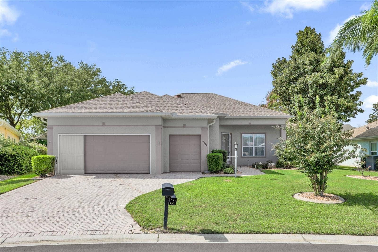 17648 SE 119TH AVENUE ROAD, Summerfield, FL 34491 Front view