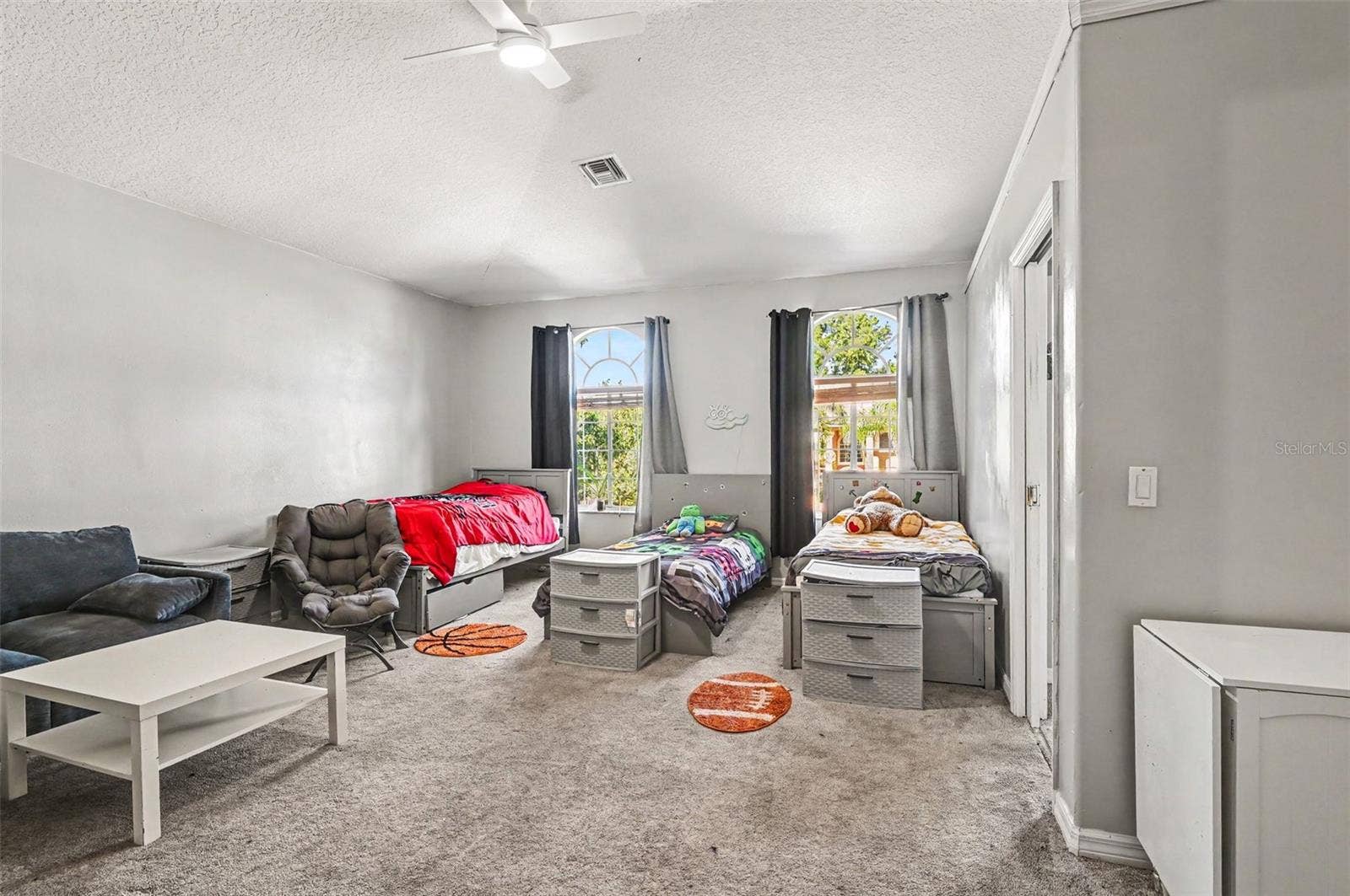 1325 TALL MAPLE LOOP, Oviedo, FL 32765 1325 TALL MAPLE LOOP, Oviedo, FL 32765