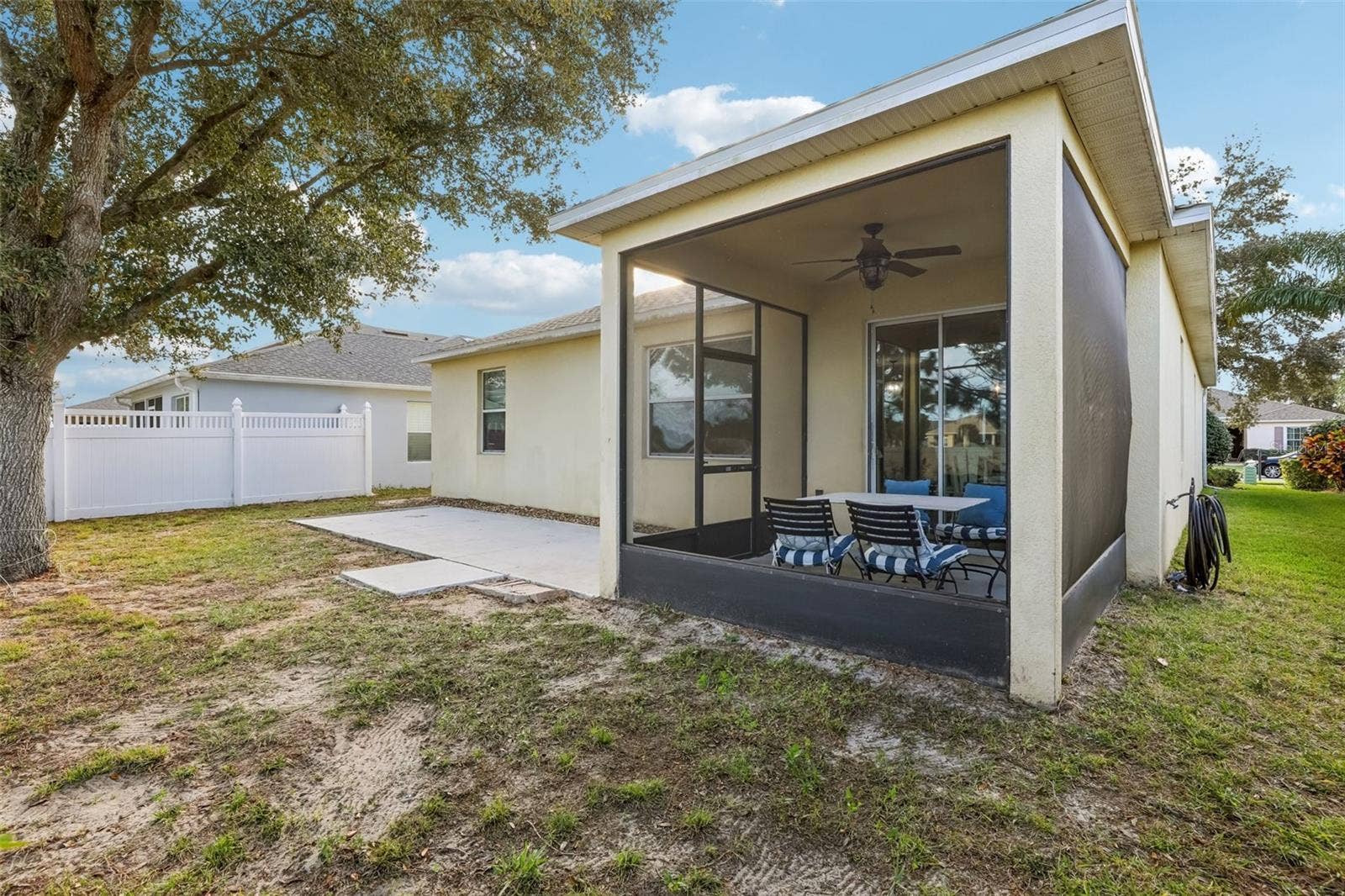 1689 STRATHMORE CIRCLE, Mount Dora, FL 32757 1689 STRATHMORE CIRCLE, Mount Dora, FL 32757
