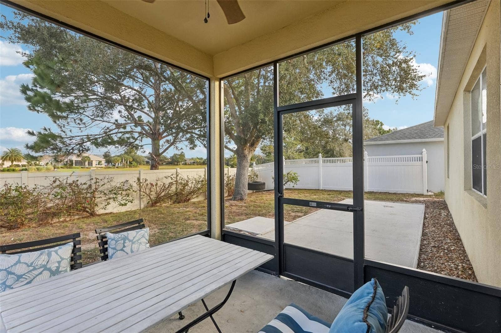 1689 STRATHMORE CIRCLE, Mount Dora, FL 32757 1689 STRATHMORE CIRCLE, Mount Dora, FL 32757