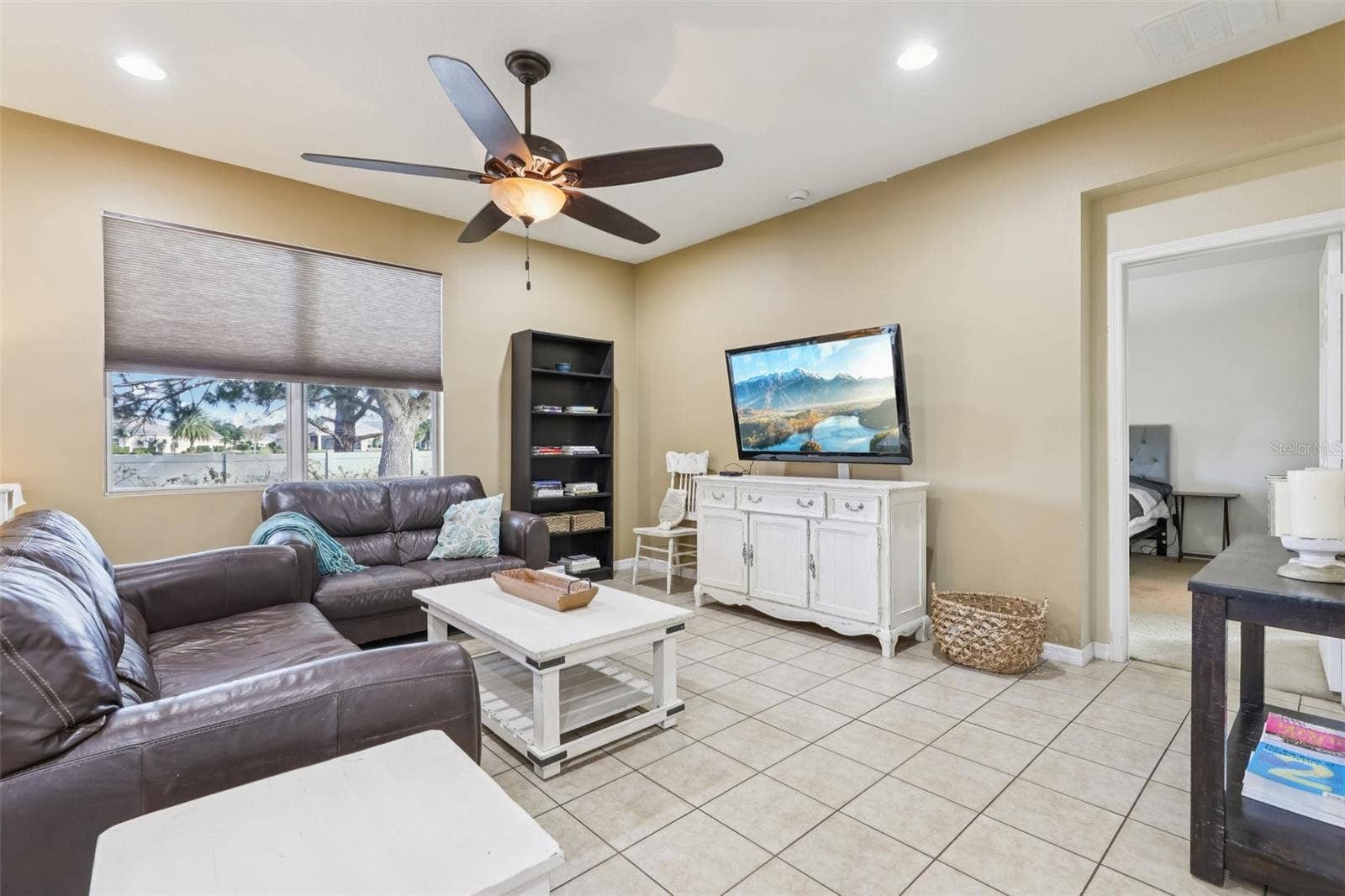 1689 STRATHMORE CIRCLE, Mount Dora, FL 32757 1689 STRATHMORE CIRCLE, Mount Dora, FL 32757