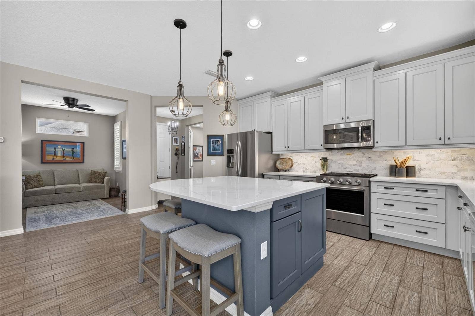 75 BAYOU BEND ROAD, Groveland, FL 34736 75 BAYOU BEND ROAD, Groveland, FL 34736