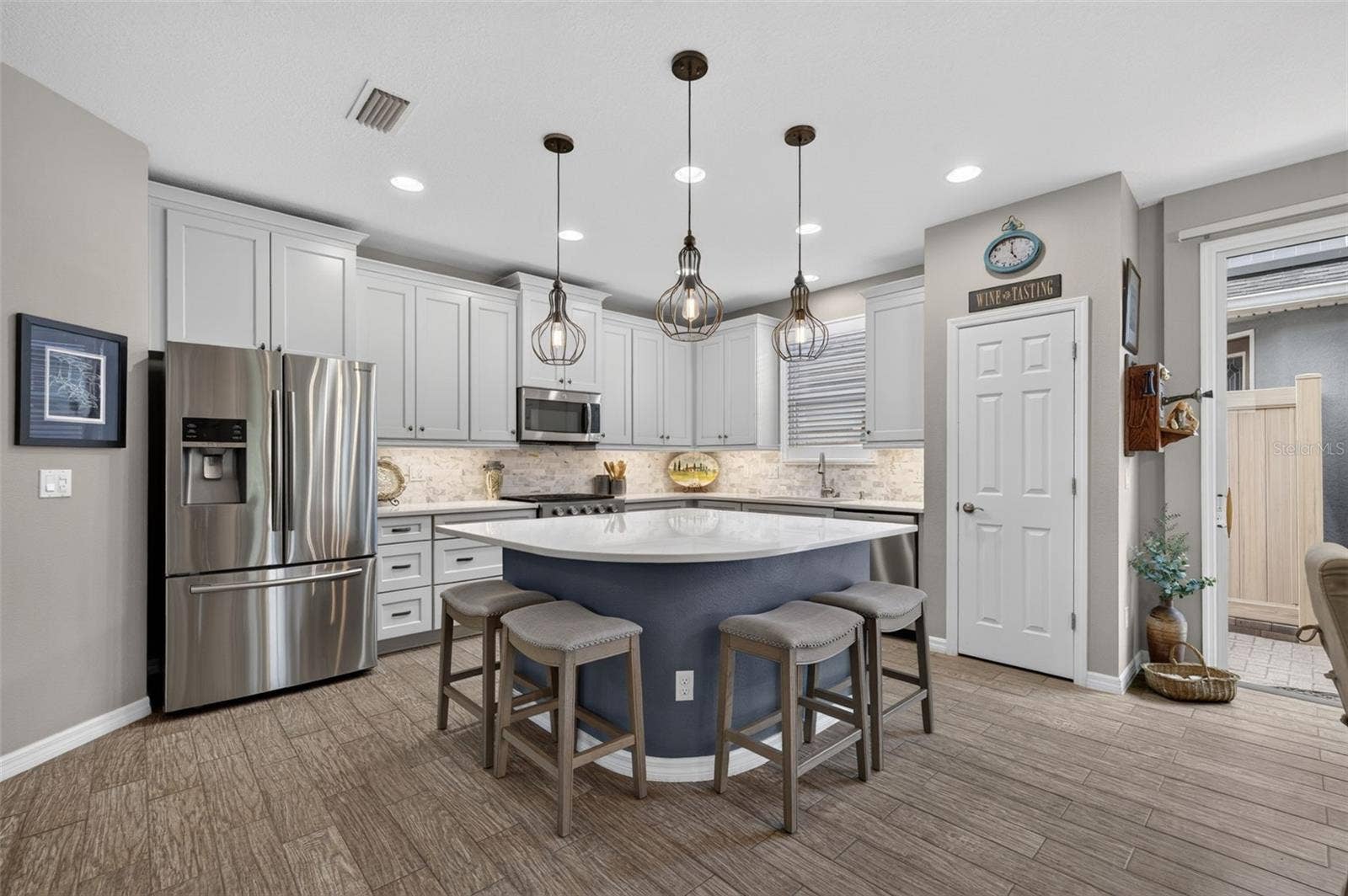 75 BAYOU BEND ROAD, Groveland, FL 34736 75 BAYOU BEND ROAD, Groveland, FL 34736