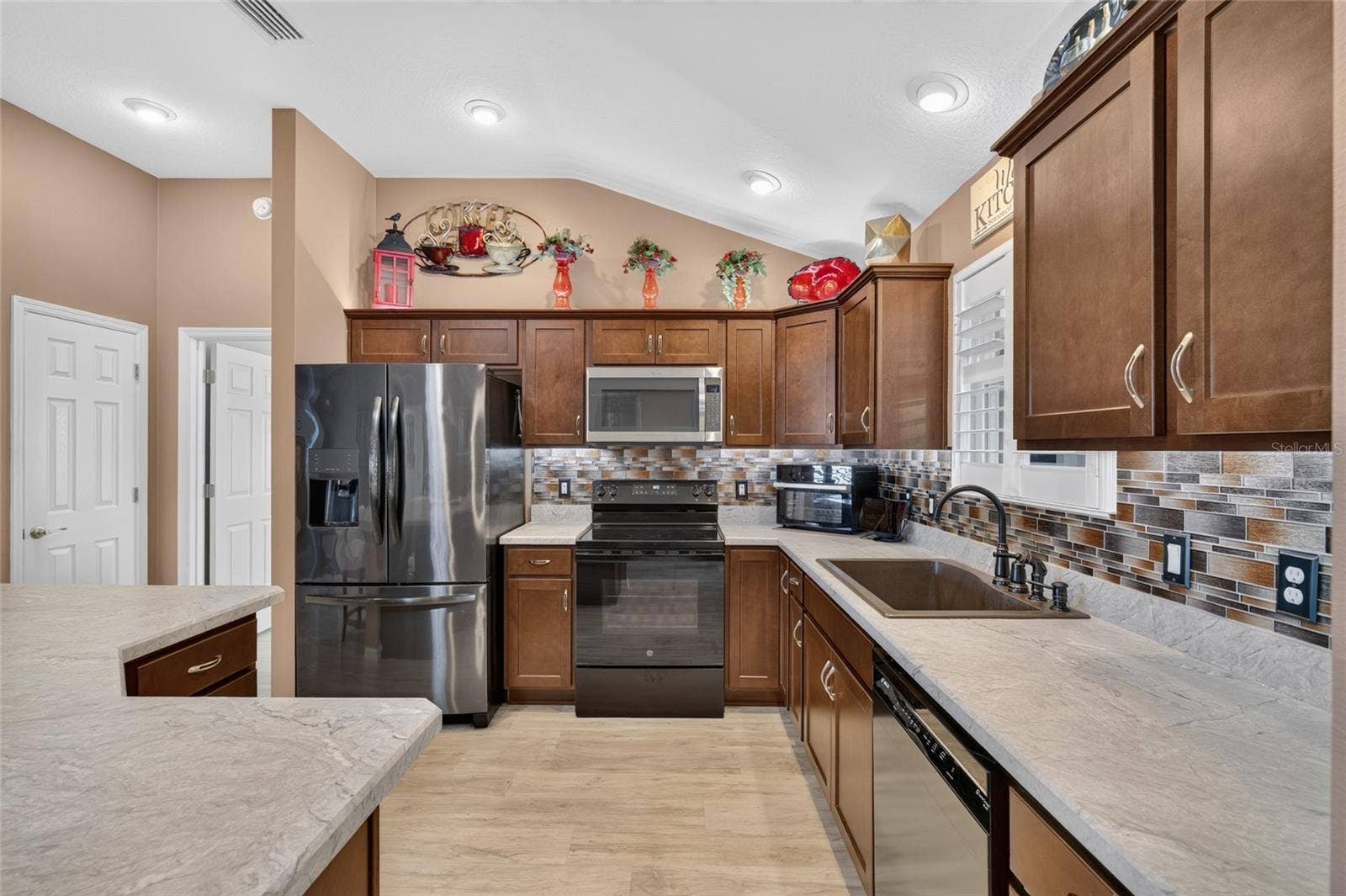3270 KRANZ AVENUE, The Villages, FL 32163