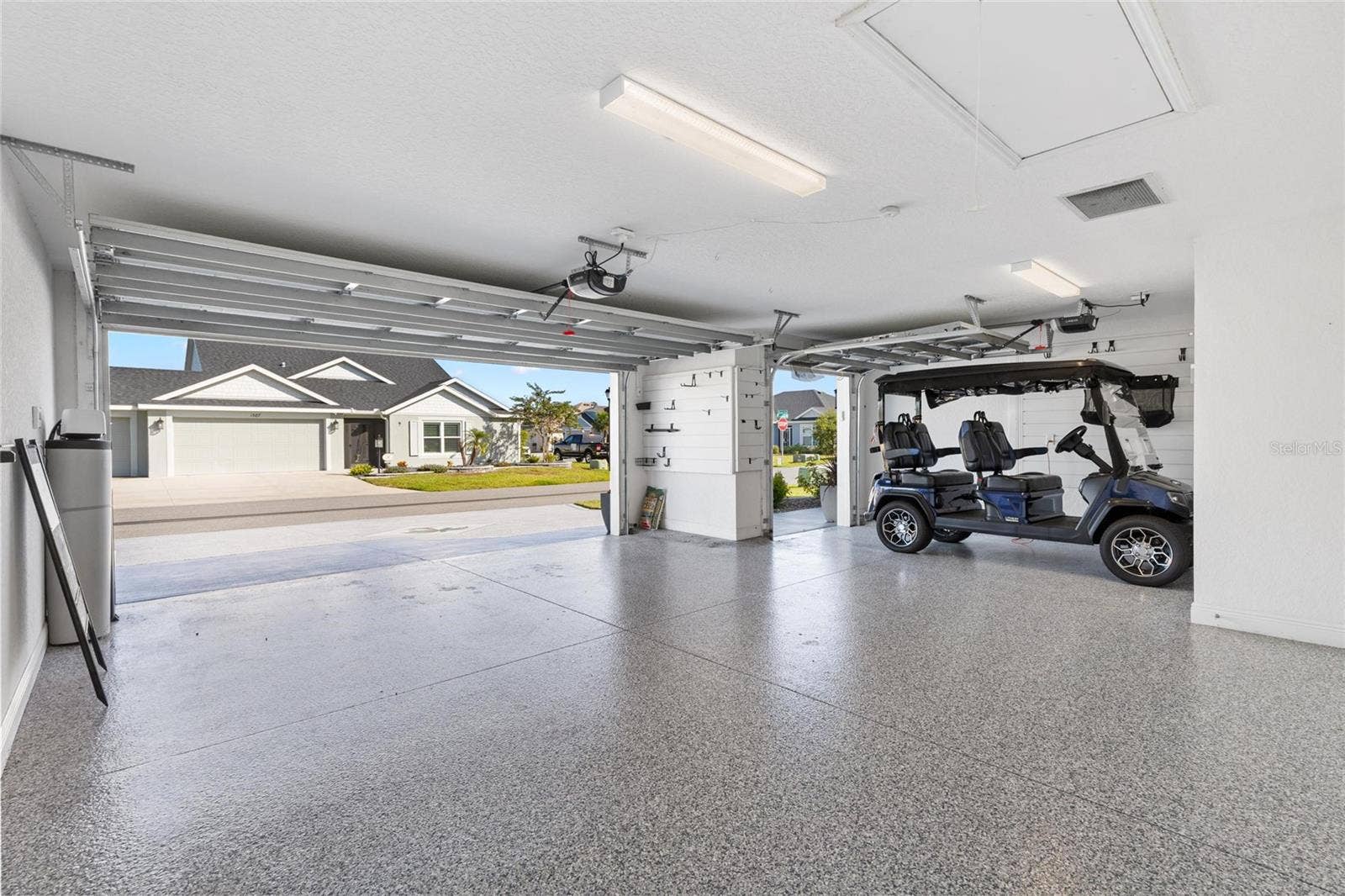 1386 KENNETH STREET, The Villages, FL 34762 1386 KENNETH STREET, The Villages, FL 34762