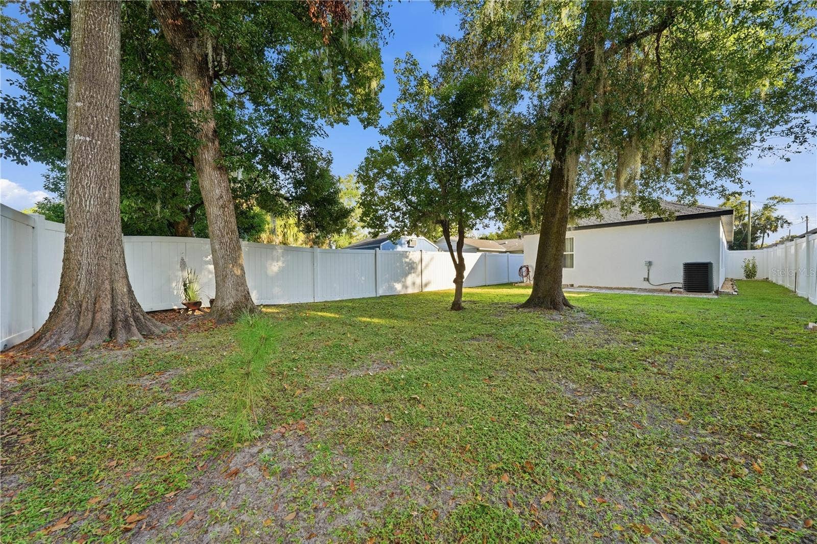 1911 VIRGINIA AVENUE, Eustis, FL 32726 1911 VIRGINIA AVENUE, Eustis, FL 32726