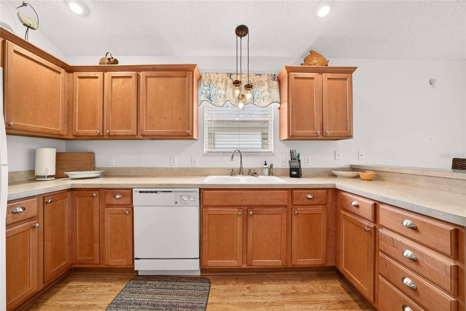 1743 OCONEE PLACE, The Villages, FL 32162