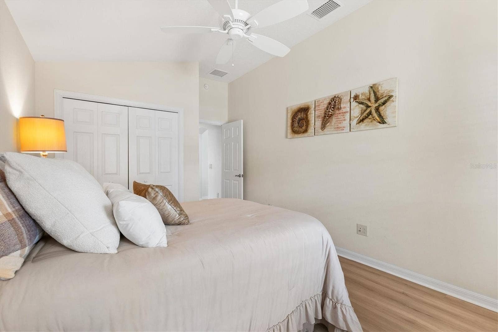 16839 SE 91ST PHILLIPS COURT, The Villages, FL 32162 16839 SE 91ST PHILLIPS COURT, The Villages, FL 32162