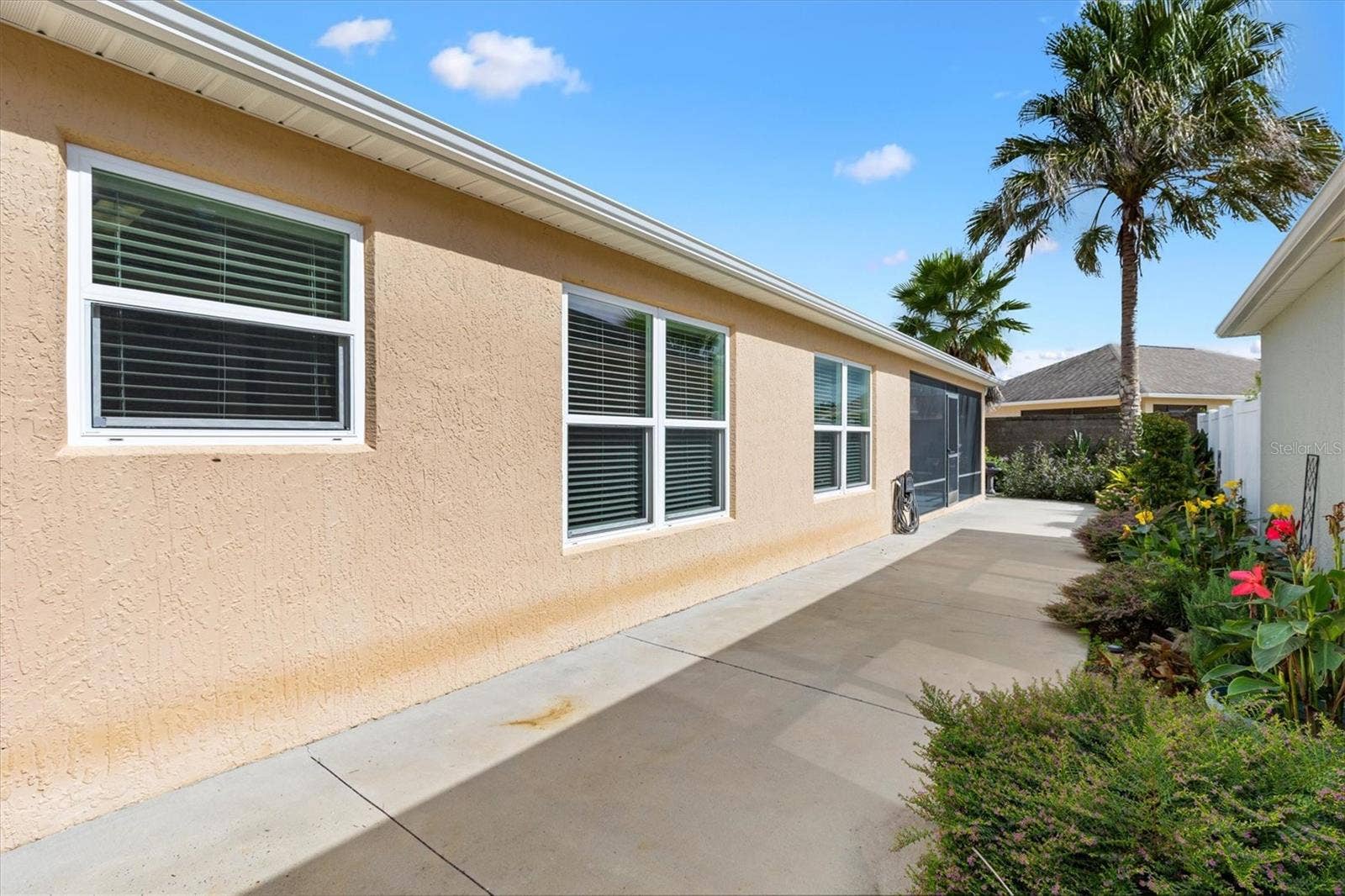 16839 SE 91ST PHILLIPS COURT, The Villages, FL 32162 16839 SE 91ST PHILLIPS COURT, The Villages, FL 32162