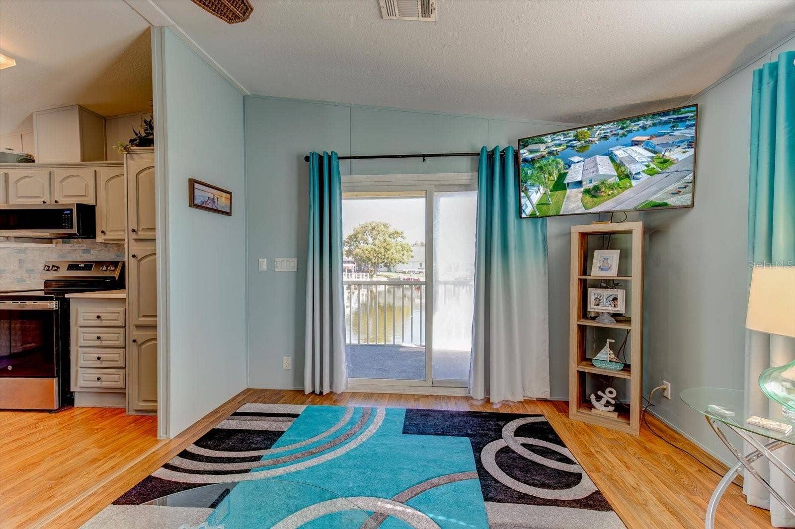 1440 S SHORE DRIVE, Tavares, FL 32778