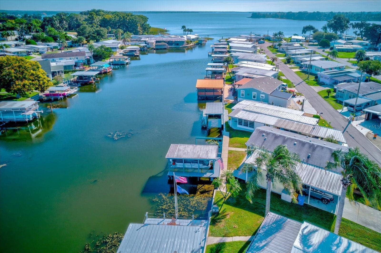 1440 S SHORE DRIVE, Tavares, FL 32778