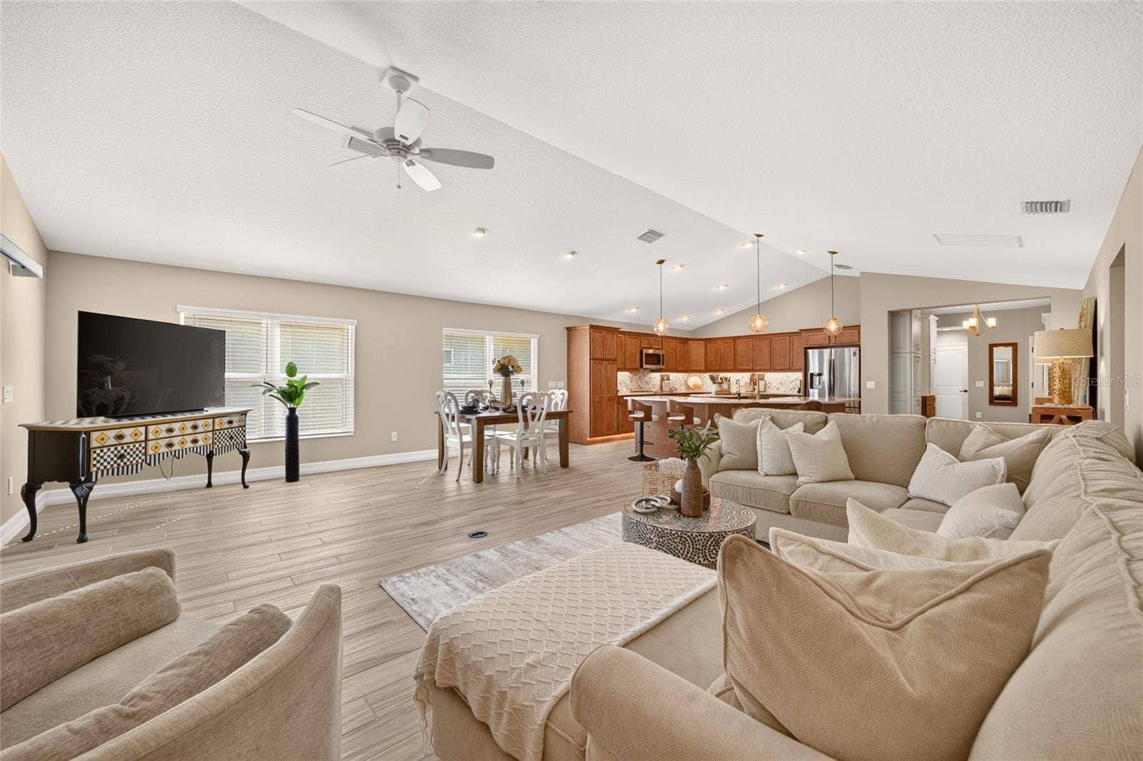 889 JAY STREET, The Villages, FL 32163