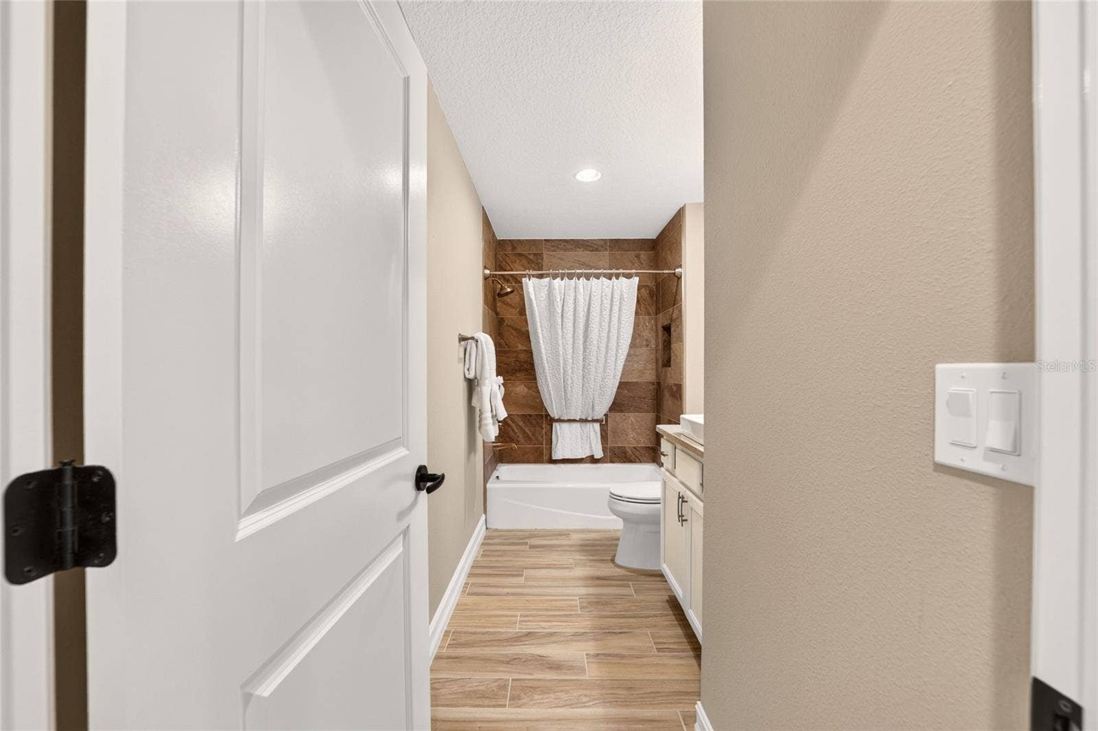 889 JAY STREET, The Villages, FL 32163