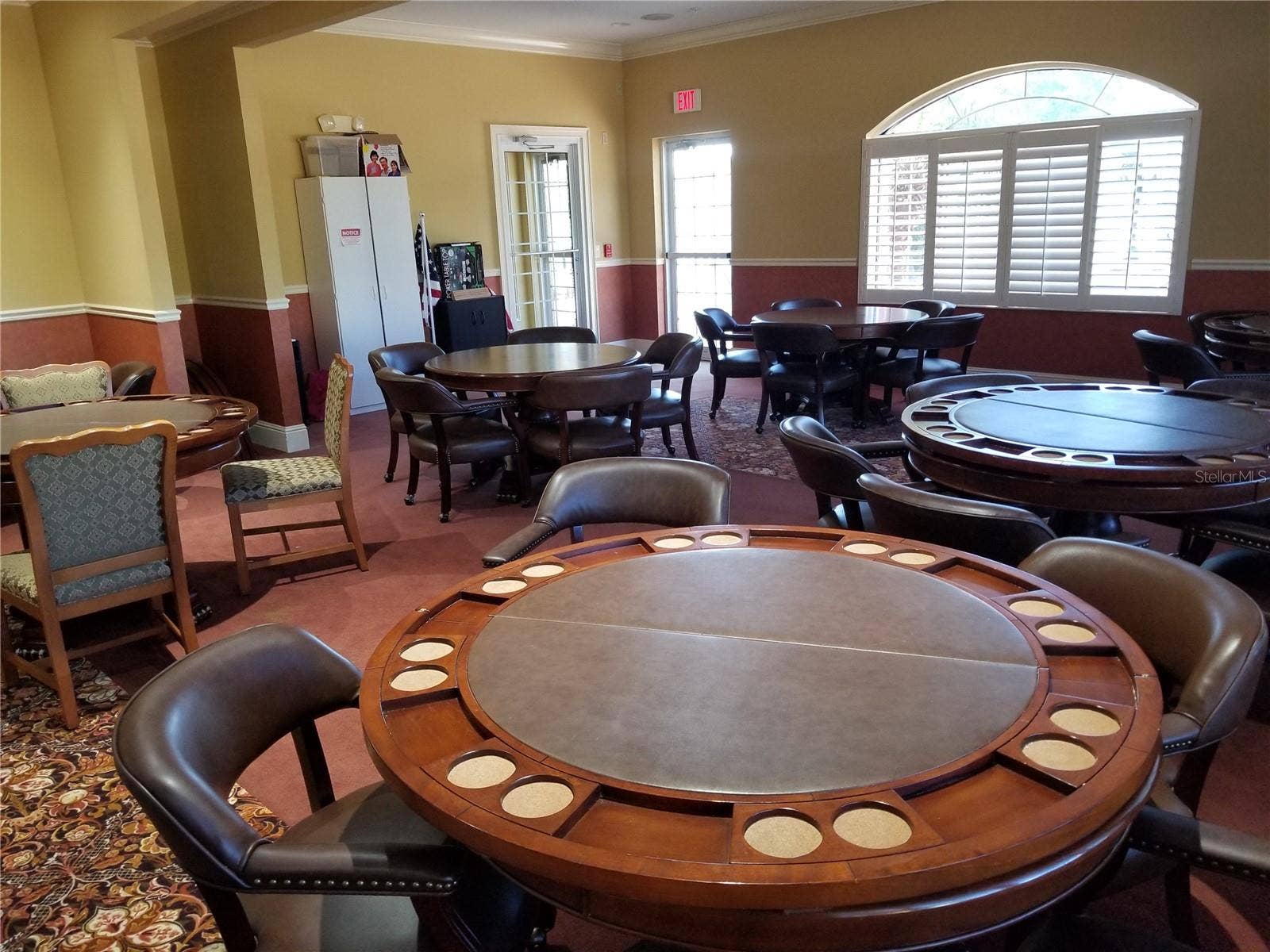 Oxford, FL 34484 Card room/ meeting room
