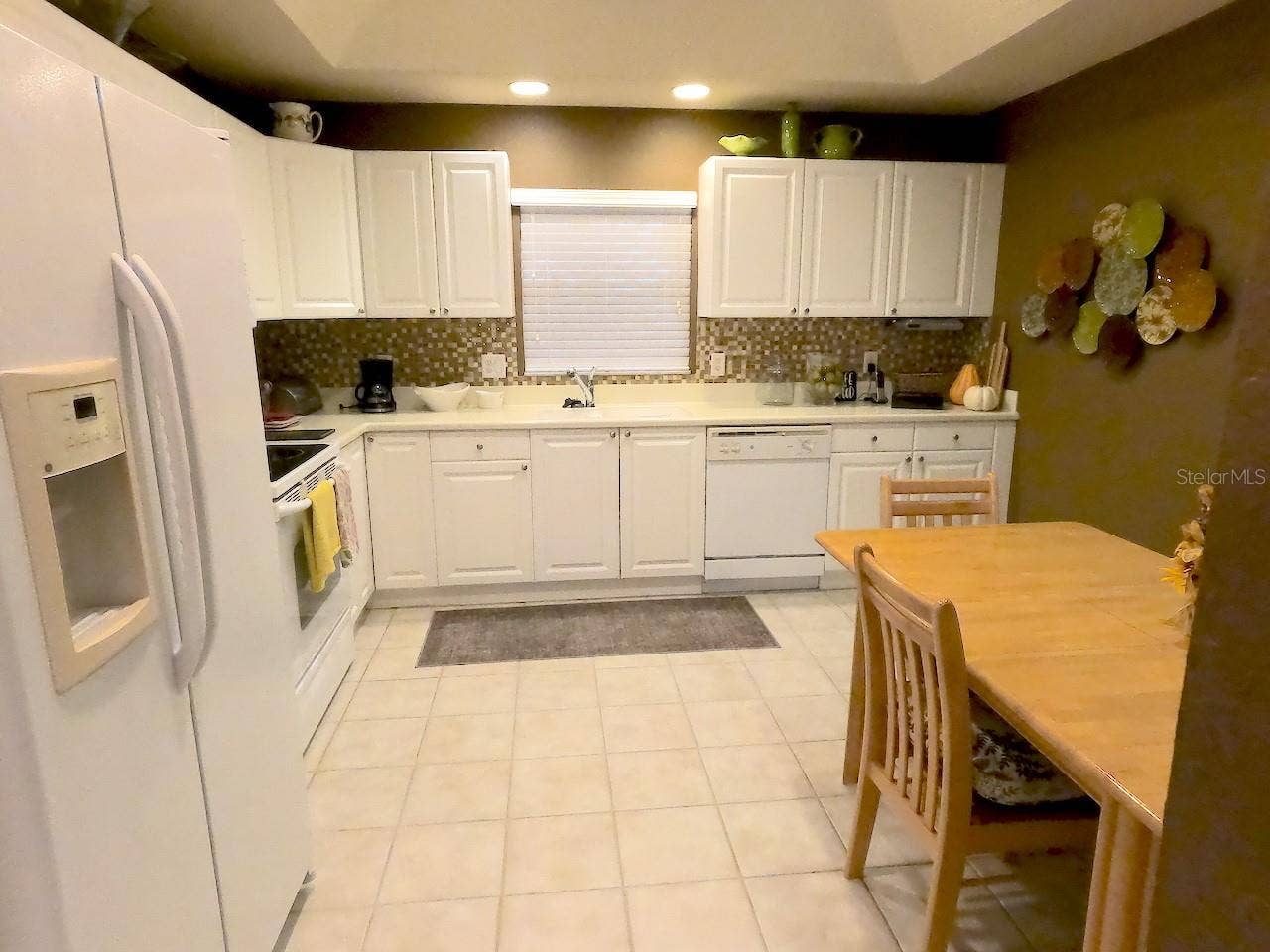 Oxford, FL 34484 Kitchen V1