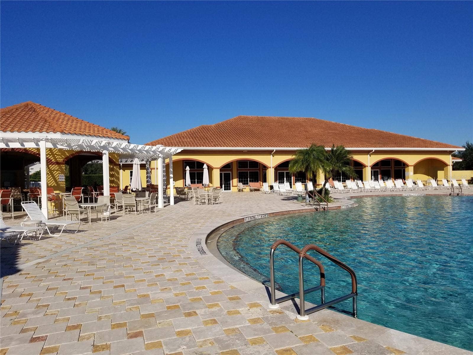 Oxford, FL 34484 resort walking pool with sloped childrens area