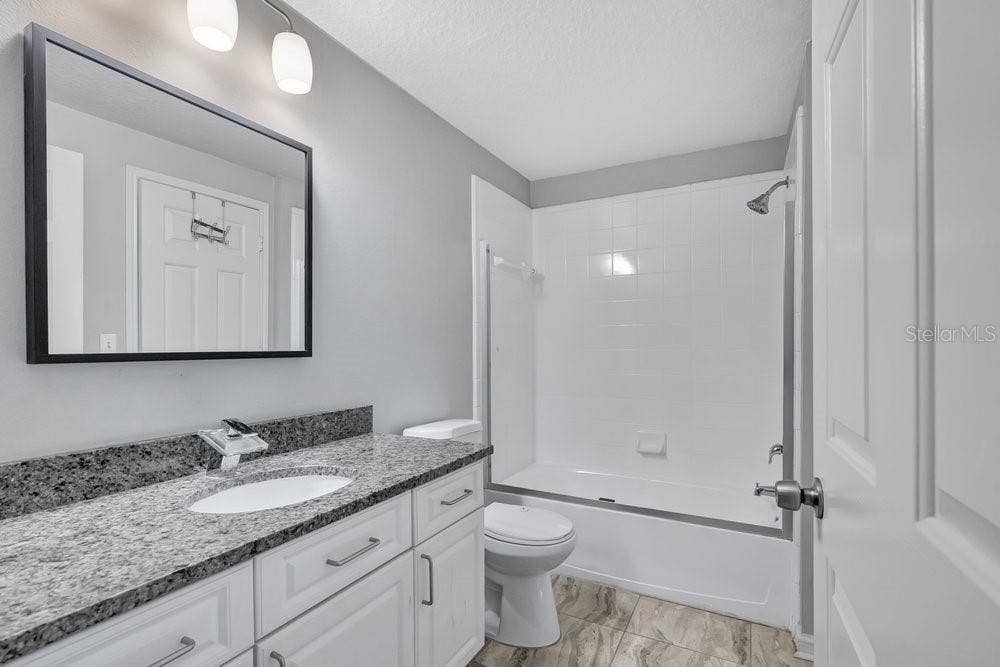14238 FREDRICKSBURG DRIVE, #304, Orlando, FL 32837 Bathroom