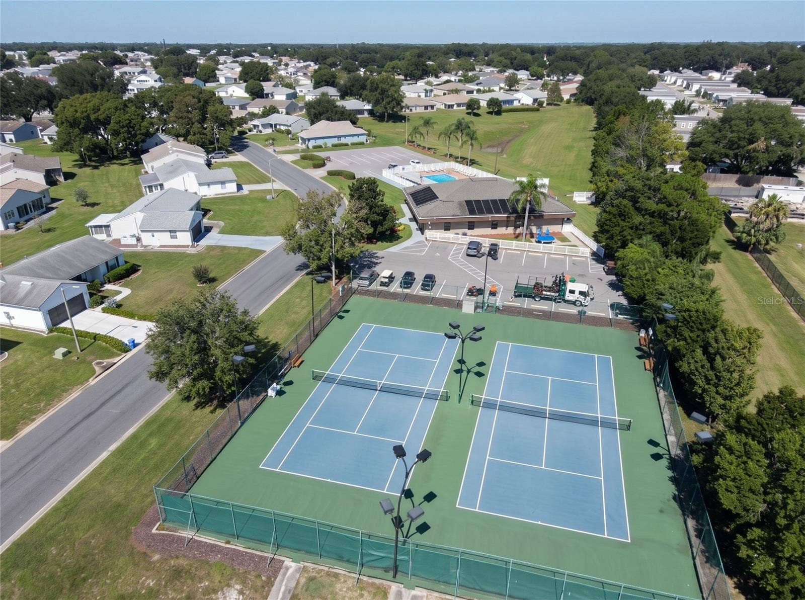 6106 KITTIWAKE DRIVE, Lakeland, FL 33809 6106 KITTIWAKE DRIVE, Lakeland, FL 33809