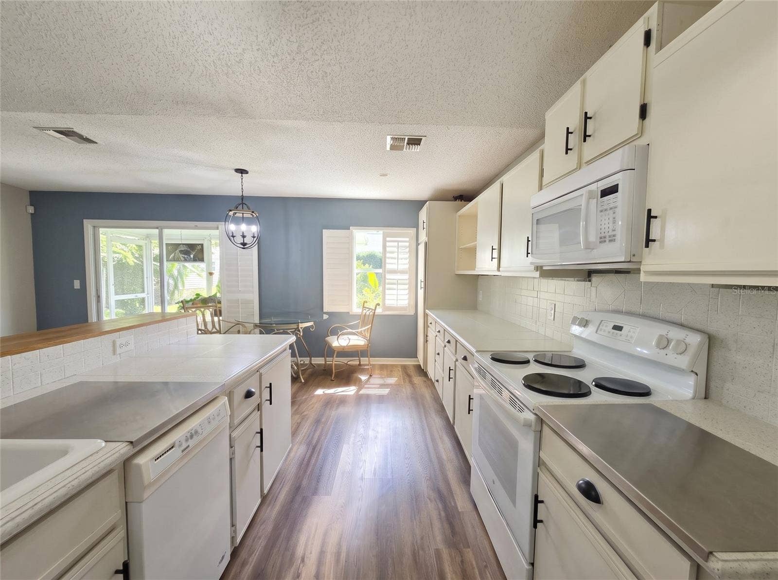 6106 KITTIWAKE DRIVE, Lakeland, FL 33809
